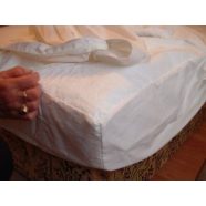 Matracvédő lepedő gumírozott széllel 90 x 200 cm