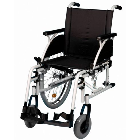 B-4200/M önhajtós összecsukható kerekesszék levehető kerékkel