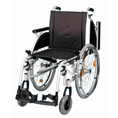 B-4200/M önhajtós összecsukható kerekesszék levehető kerékkel