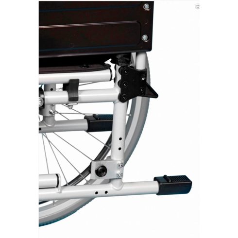 B-4200/M önhajtós összecsukható kerekesszék levehető kerékkel