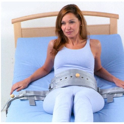 Betegrögzítő hasi pánt mágneszárral