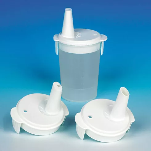 Betegitató pohár mozgatható itató csutorával