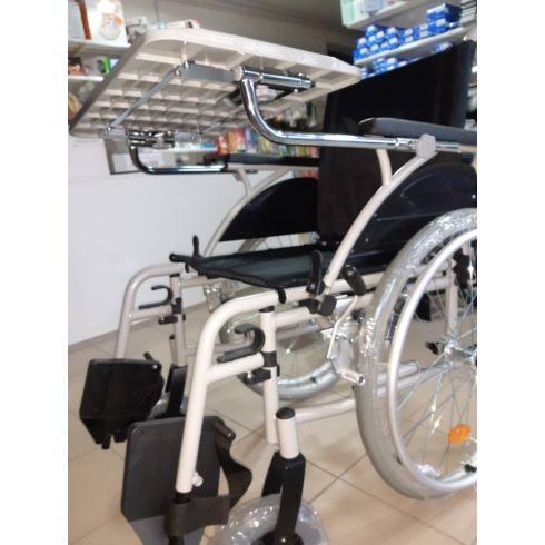 Felszerelhető Kerekesszék Asztal