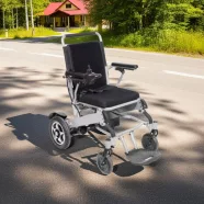 Voyager összecsukható elektromos kerekesszék 811316