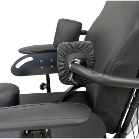 DIONE II Komfort kerekesszék párnázott üléssel dönthető háttámasszal 12" kerékkel 803401
