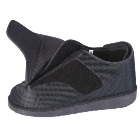 Műtét utáni cipő zárt orral, nyitható lábfejjel, merev SC120