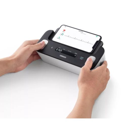 Omron Complete vérnyomásmérő és EKG 2 az 1-ben